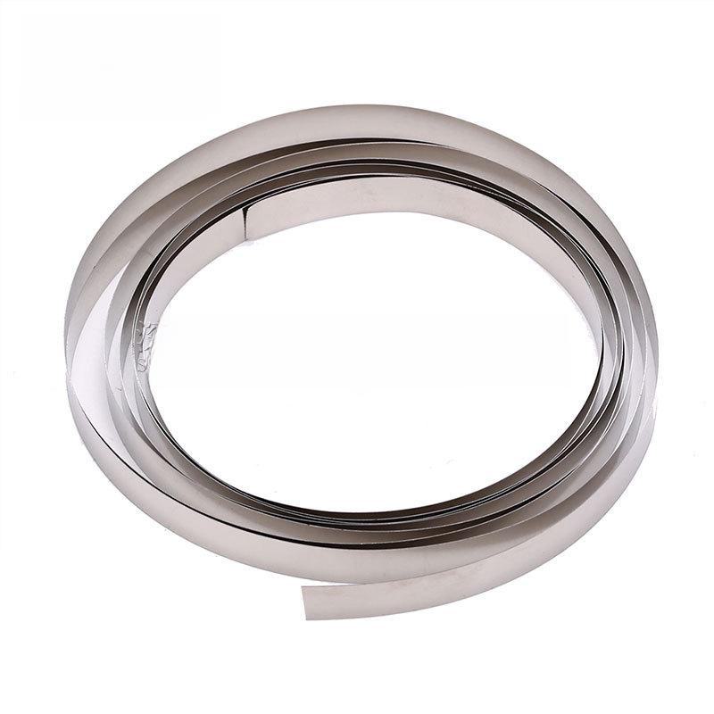 Connettore Batteria 18650 Striscia in Acciaio Nichelato, Spessore 0,1 mm, Lunghezza 10 m.