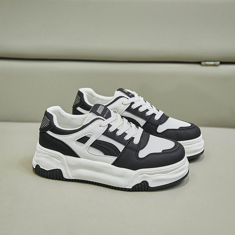 

Повседневные кроссовки на плоской подошве для женщин. Обувь для скейтбординга. Легкая нескользящая обувь для бега на шнуровке. Прогулочная спортивная обувь из искусственной кожи. Женские кроссовки. 40 чёрный