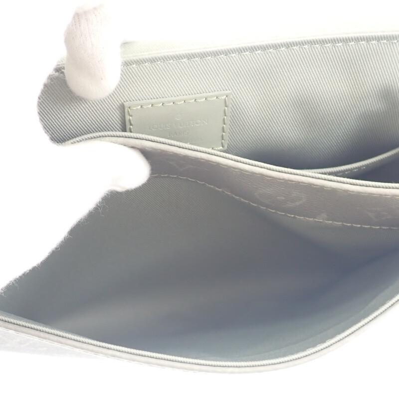 LOUIS VUITTON  M11593 Shoulder Bag khaki mens