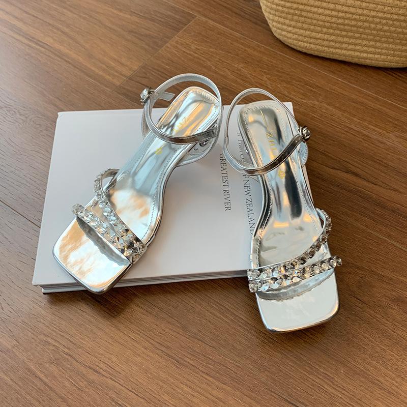 

Серебряные босоножки со стразами женские новые летние на толстом каблуке женская обувь для широких полных стоп большого размера женская обувь 35 серебряный
