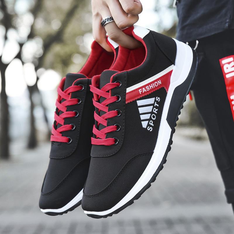 

Модная мужская тканевая обувь, нескользящие, износостойкие, повседневные дышащие кроссовки с мягкой подошвой и дезодорантом 39 чёрный