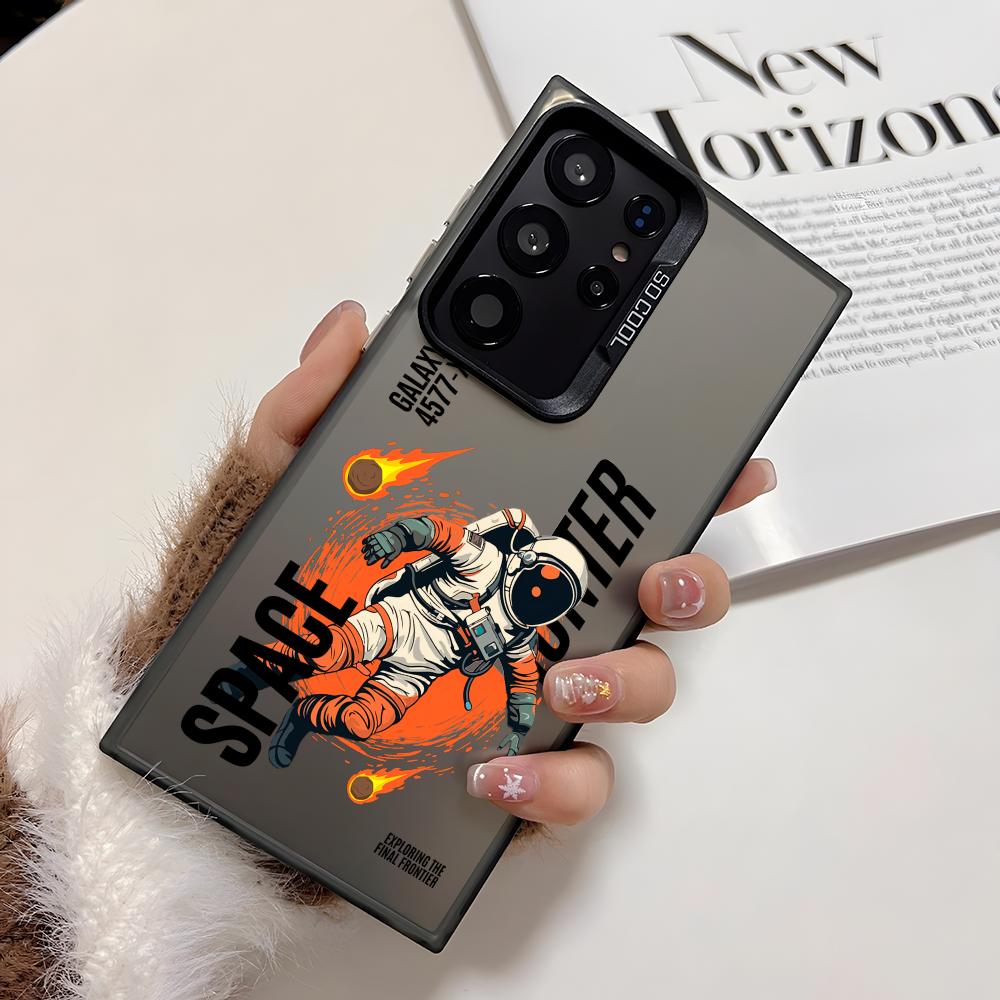 Cool Astronaut Cartoon Phone Case For Samsung Galaxy S25 Edge S24 S23 S22 S21 S20 Ultra Funda Silicone Silver Cover
