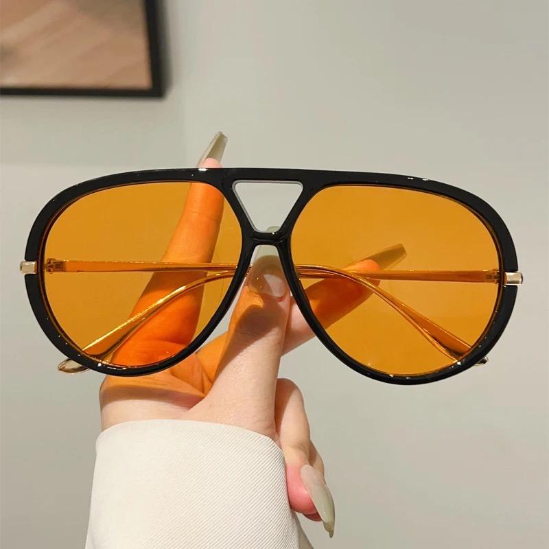 Vintage Y2k Big Frame Pilot Sunglasses Women For Men Popular Luxury Brand Designer Sun Glasses Punk Rivet Oversized Eyewear