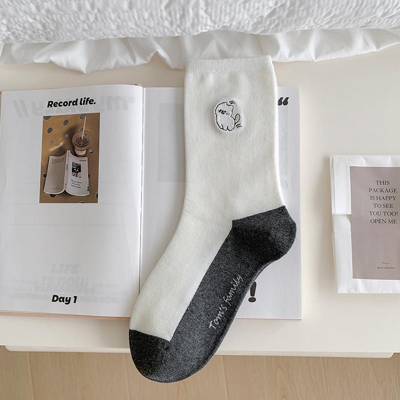 Cartoon Socks for Girls, Cute Autumn Embroidered Little Cat, Mid-calf Socks, Color-blocked School Style, Pile Socks, Boneless