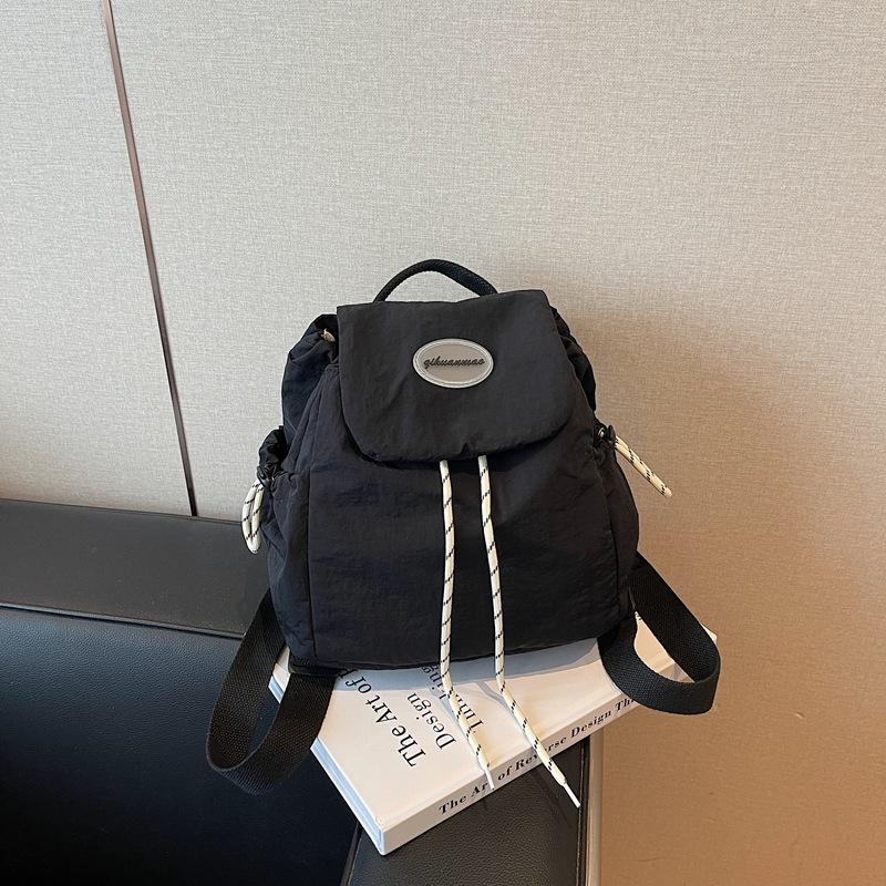 

Simple nylon cloth bag women s new casual versatile backpack student commuting backpack travel bag чорний