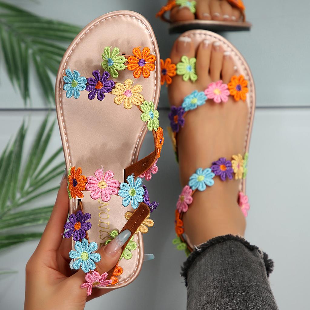 Summer Women Sandals Outdoor Open Toe Shoes Women Bohemian Lightweight Sandals Flower Flat Sandals Plus Size Holiday Beach Shoes