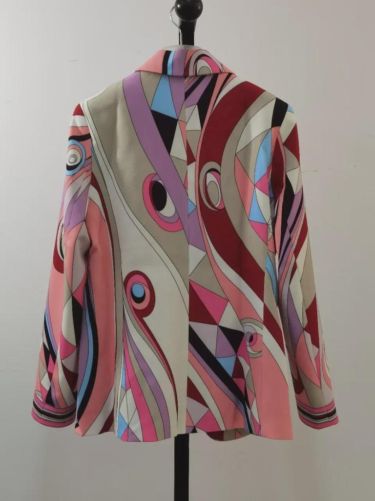 Conjunto de Traje Rosa para Mujer Guoer con Cuello en V, Estampado de Algodón y Botón Único