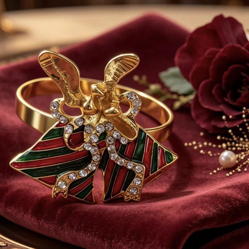 Christmas Napkin Rings Xmas Tree Snowflake Deer Nutcracker Napkin Holder Metal Napkin Buckle For Christmas Party Table Decor
