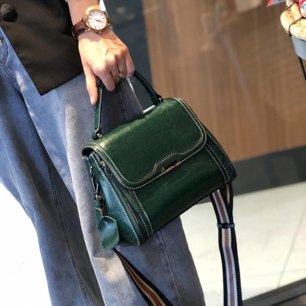 Bags women's new autumn and winter fashion bucket bags, leather women's bags, messenger bags, high-end portable shoulder bags, trendy