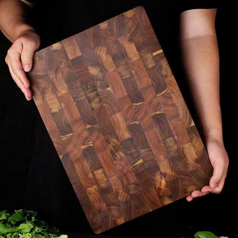 

Spruce Wood Spliced Checkerboard Cutting Board Set
