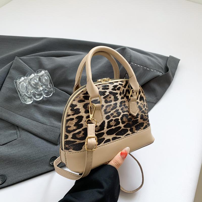 

Весна 2025 новый темперамент леопардовый принт простой деловой сумка-ракушка иностранный стиль кэжуал мода красивая на плечо мессенджер хаки
