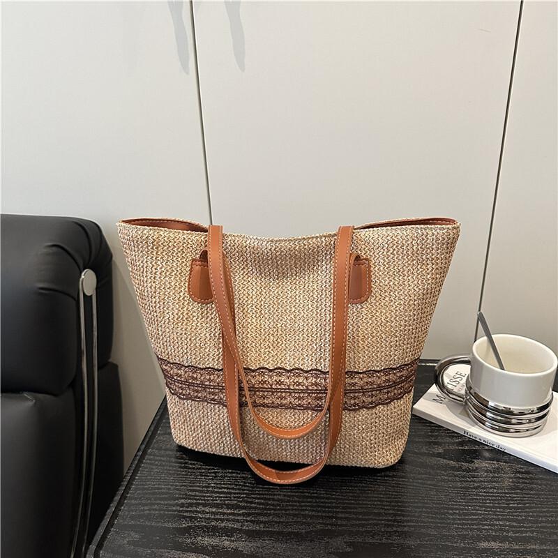 High-End Woven Bag 2026 Spring Summer Fashion Simple Large Capacity Tote Bag Spring Versatile Beach Shopping Bags For Lady