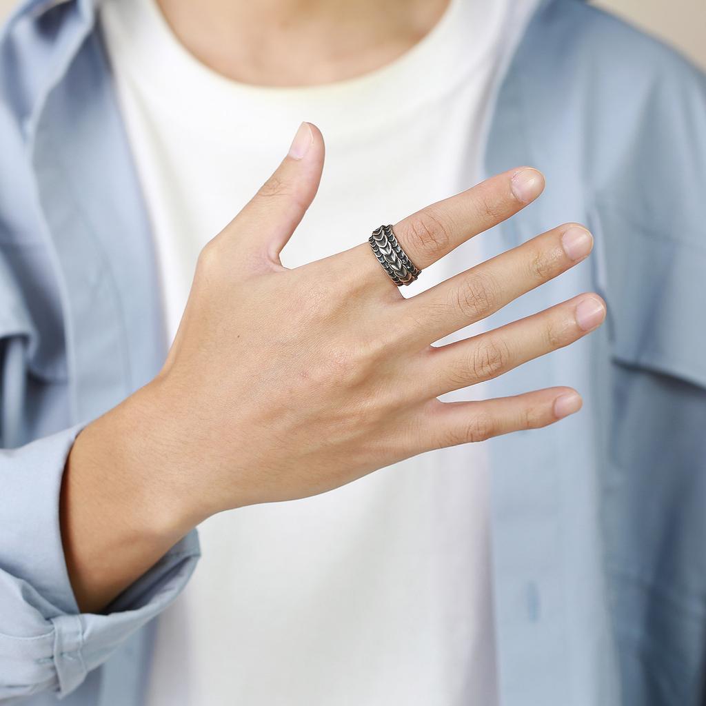 Dragon Scale Anxiety Ring for Men Cool Stainless Steel Snake Dragon Scales Rings Fidget Ring Silver Color Men Gift