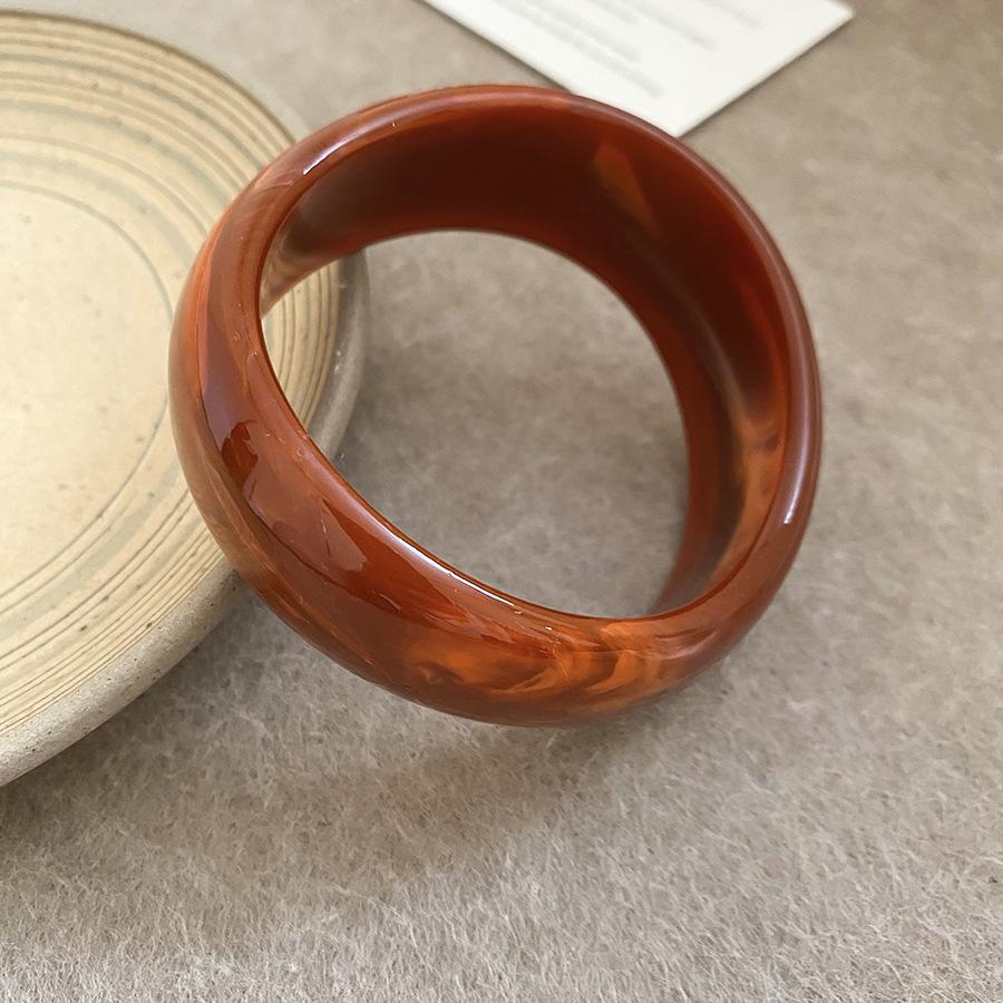European and American Fashion High-End Marbled Acrylic Bangle Bracelet - Women's Versatile Hand Jewelry