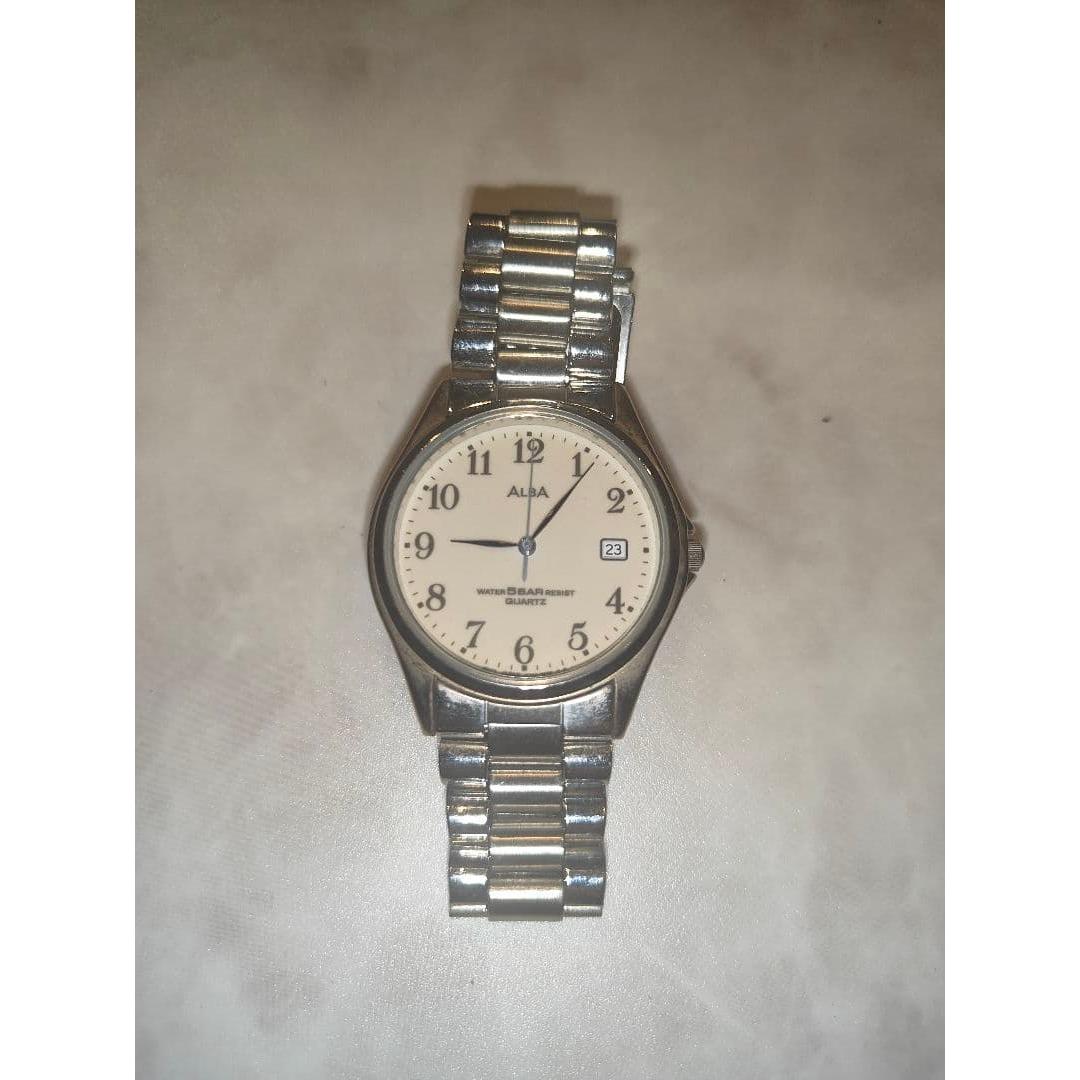 Beautiful item! SEIKO ALBA watch beige dial working item