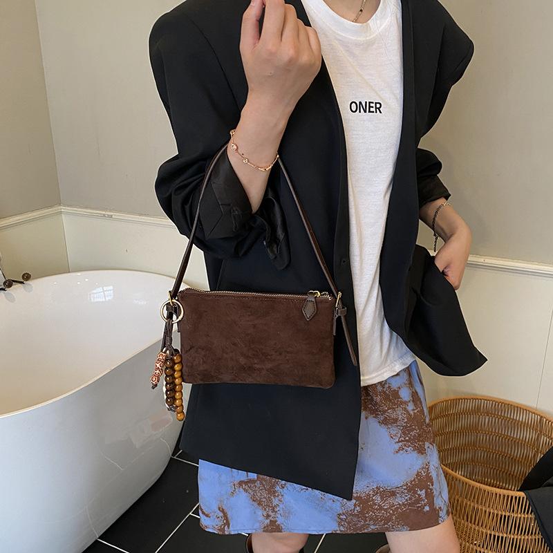 New Bag Women's Large-capacity Versatile Underarm Retro Shoulder Pillow Bag Autumn and Winter Casual Messenger Bag