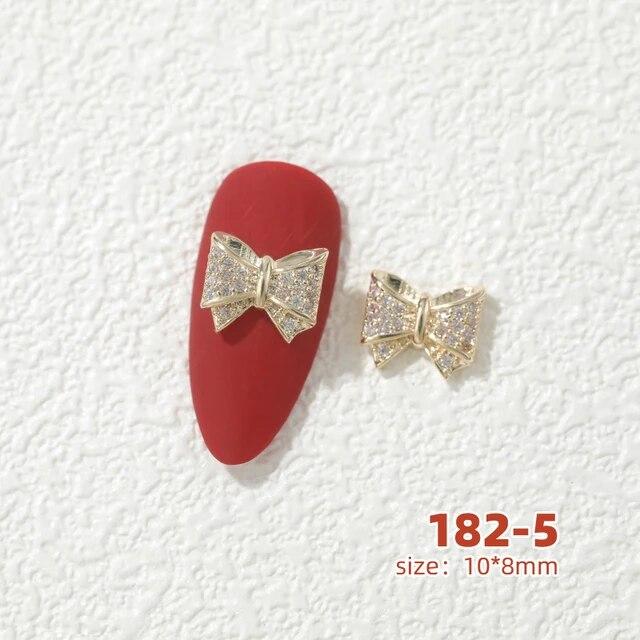 10 bucăți Fluture Zircon Decor unghii Bijuterii Zircon Cristal Perle Pandantiv Manichiura Strass de înaltă calitate Accesorii