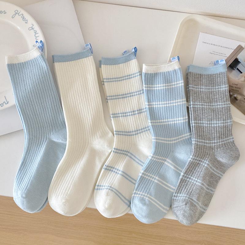 Lumi 2025 Trendy Korean-Style Mid-Calf Cotton Sport Socks for Men & Women