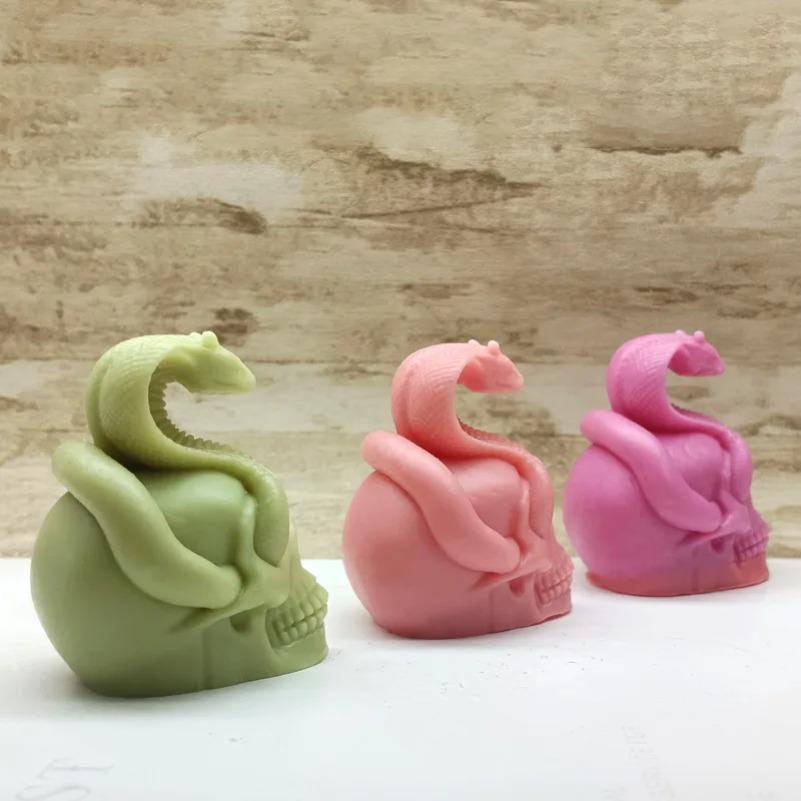Halloween Snake Skull Candle Silicone Molds 3D Skull Snake Shape Crafts Gypsum Resin Decoration Art Mold 2025 Halloween Gift