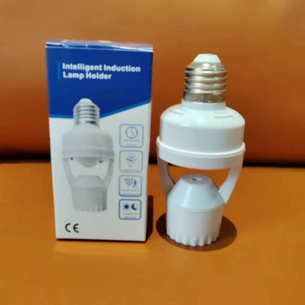 E27 Infrared Motion Sensor Energy-Saving Lamp Holder with Smart Delay for Hallway