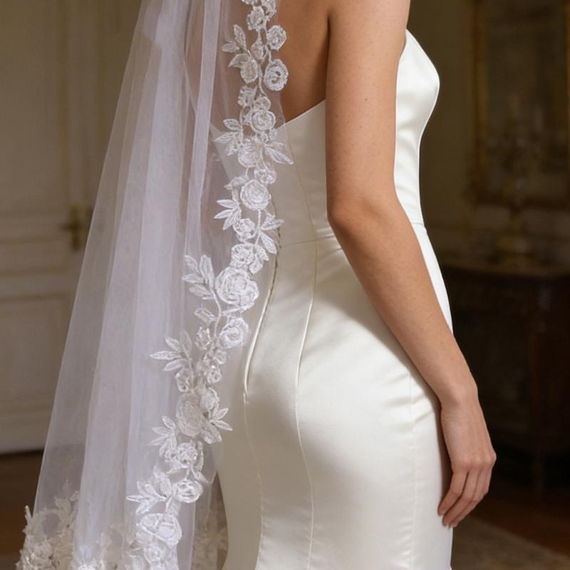 Romance Bridal Veils with Lace Flower Trim and Metal Hair Comb for Wedding Ceremony and Special Event Bride Headpiece