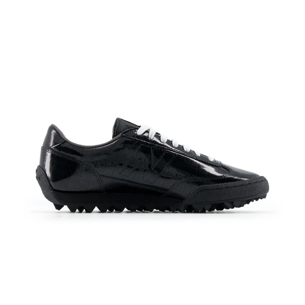 New Balance Gator Run Black Unisex Sneakers UGTR2SV