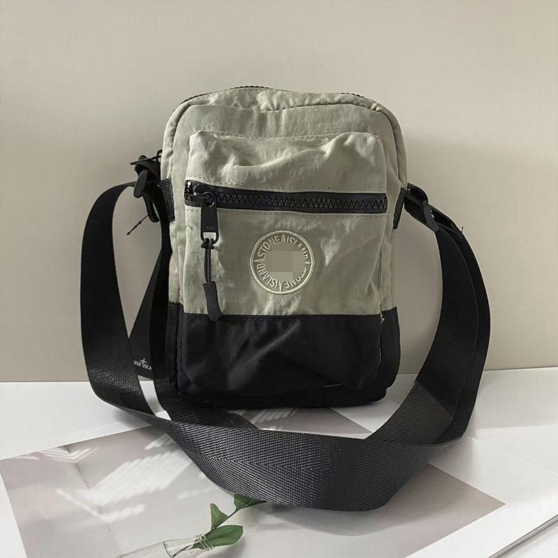 

Lightweight Waterproof Nylon Embroidered Crossbody Bag - Multifunctional Phone-Holder for Outings хакі