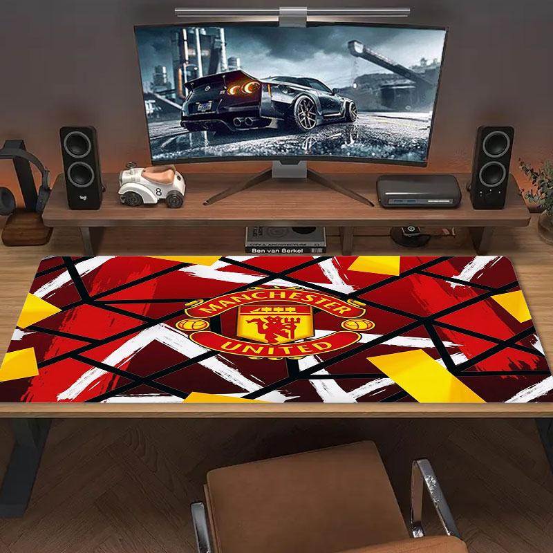 Manchester United F Large Size Mouse Pad Large Gaming Table Cushion Non-slip Laptop Tablet Big Mousepad XXL Mat Mini PC Playmat With Lock Edge