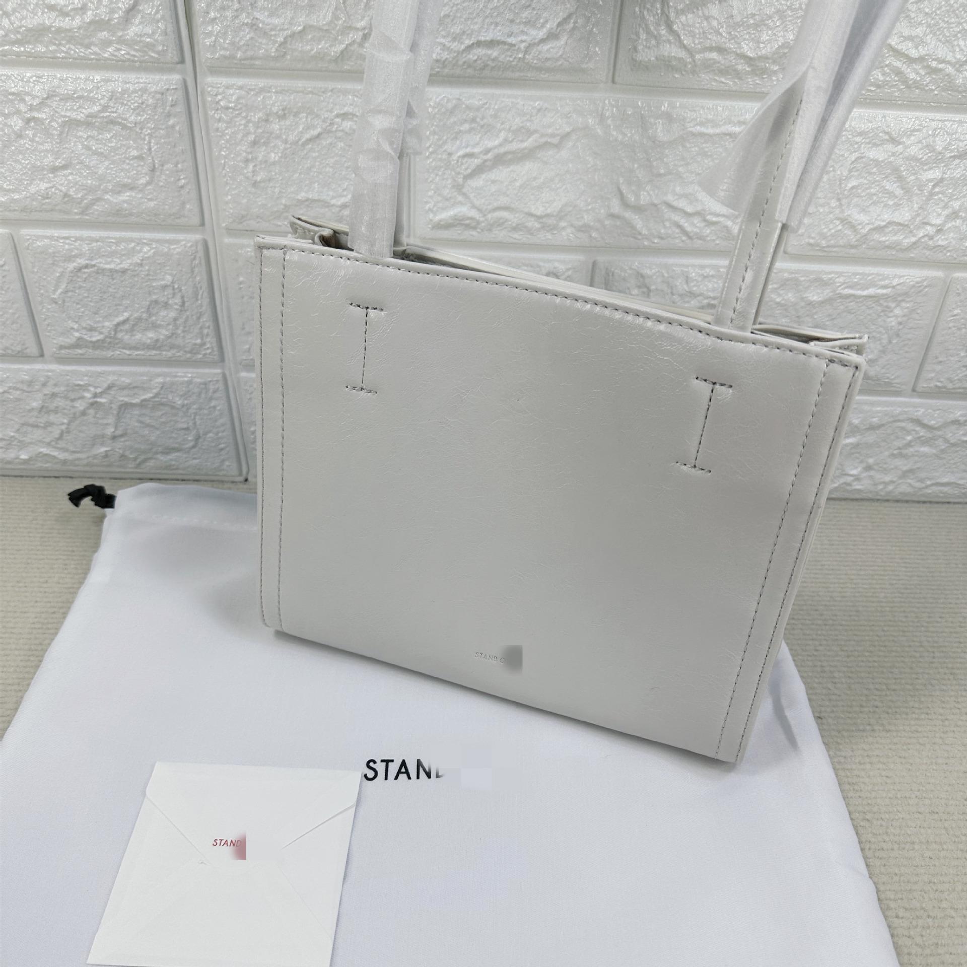 

Стильная универсальная женская сумка-тоут большой вместимости в стиле Хо Юнджин белый