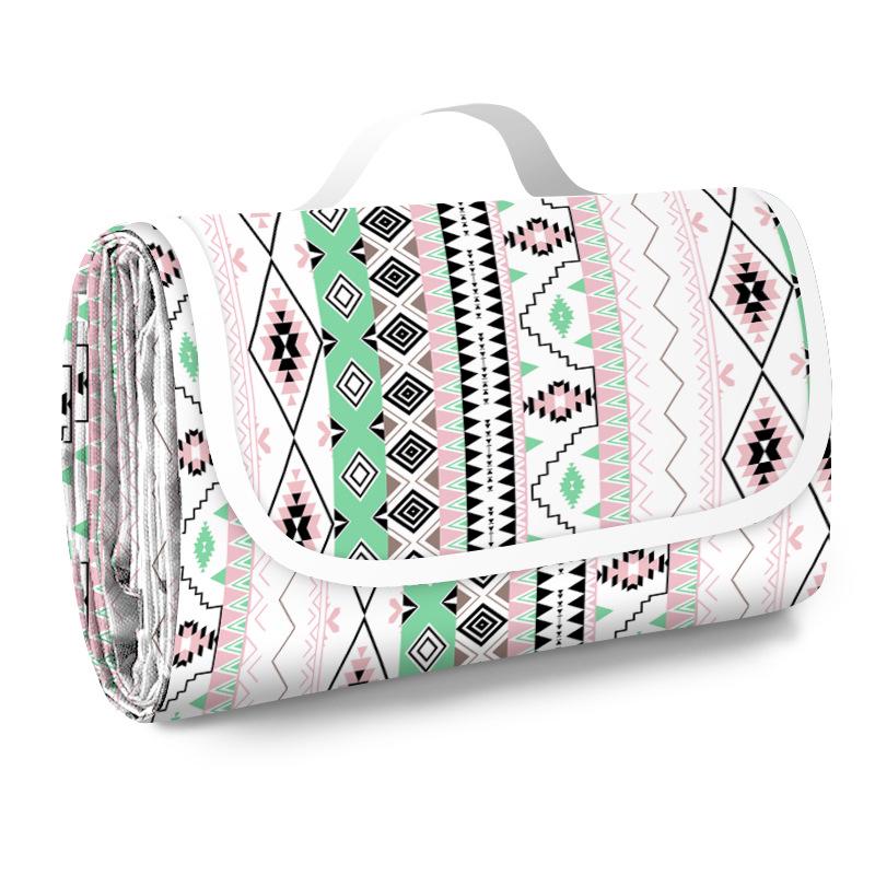 Portable Waterproof Picnic Mat - 600D Oxford Cloth, Thickened, Moisture-Proof, Foldable, Hand-Held