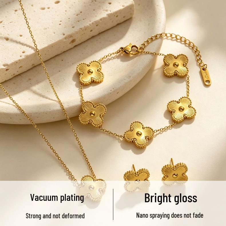 18 Karat Glücksklee Schmuckset: Vierblättriges Kleeblatt Halskette, Armband und Ohrringe