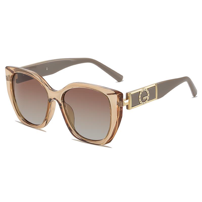 Women's Retro Large-Frame Polarized Sunglasses - Slimming & High-End Sun Protection for Driving.