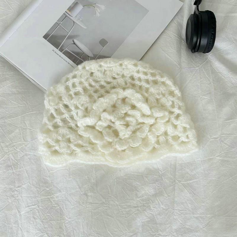 Women's 2024 Crochet Knit Slouch Beanie - Lightweight Openwork Retro Hat for Spring & Autumn