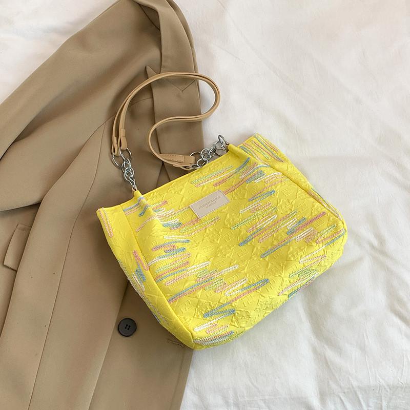 Chic And Spacious Tote Bag For Women Summer Perfect Everyday Use Casual Shoulder Bag With Unique Design жёлтый