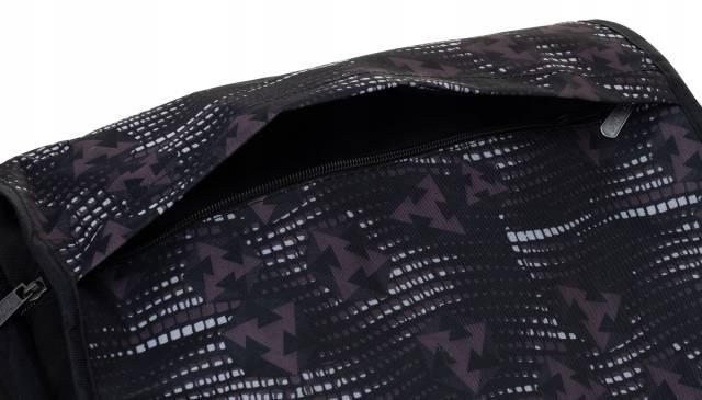 Młodzieżowa torba z poliestru ze szerokim, regulovaným paskiem - Loren