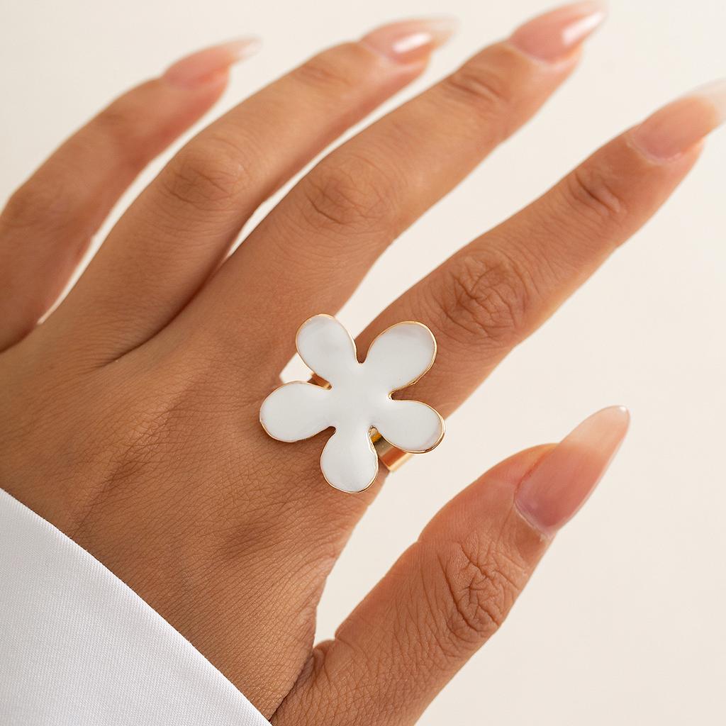 Ingemark 6 Styles Creative White Dripping Oil Irregular Adjustable Rings for Women Romantic Leaves Flower Rings Wed Accessories