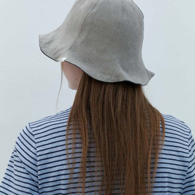 

AYU cotton reversible hat-vintage gray&beige ONE FREE