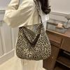 Fashionable Simple Design Shoulder Tote Bag For Women Perfect For Daily Use In Autumn