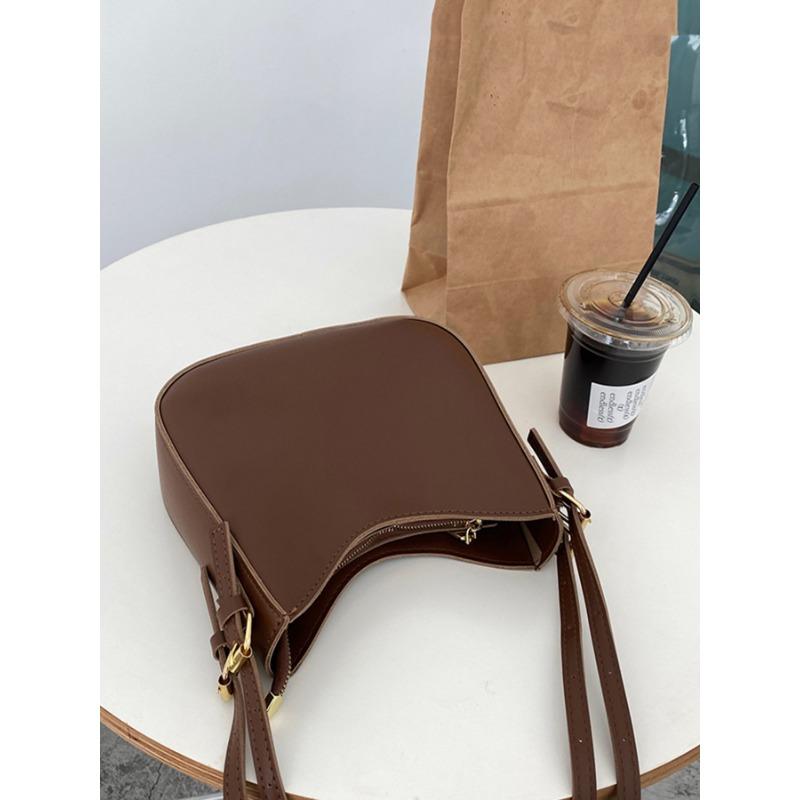 Fashionable Semi-curved Crossbody Bag Fashionable and Retro Underarm Bag Single-shoulder Saddle Bag
