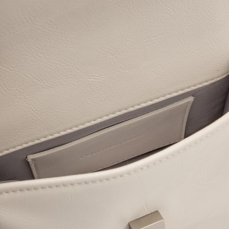 Calvin Klein Elegant Commuter Flap Chain Crossbody Small Square Bag Women Shoulder Bag Milk-White 4K3085G-67U