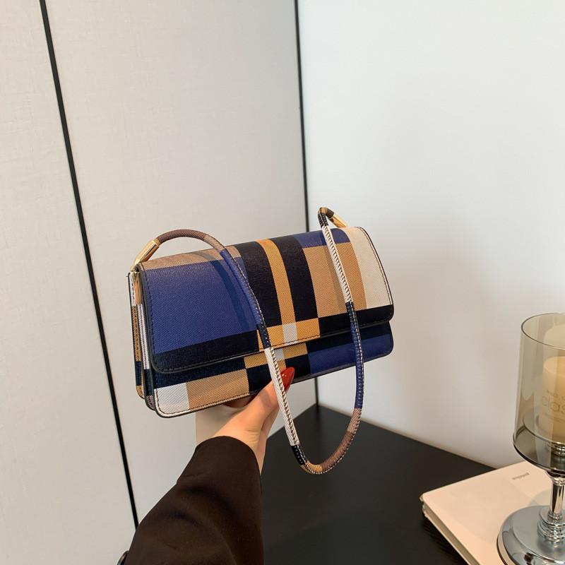 Stylish Women's Handheld Small Bag Summer New Fashionable Shoulder Bag In Elegant Colors