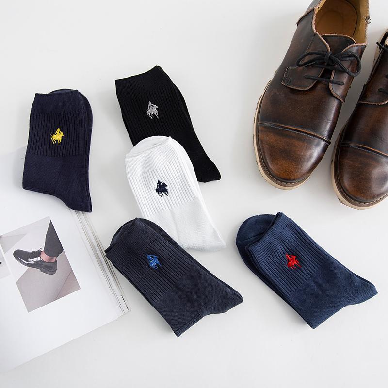 Gekämmte Baumwolle zur Herstellung hochwertiger Baumwollsocken für Herren, eine vielseitige Wahl für alle Jahreszeiten, lässige Baumwollsocken für Herren