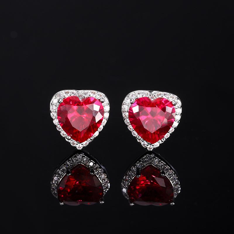 Jewelry Simulation Red Corundum Heart-Shaped Temperament Light Luxury Set 15 * 15-12 * 12-9 * 9