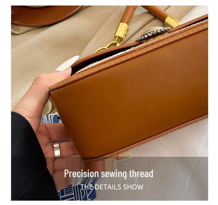 Chic Women's Crossbody Bag - Versatile Square Shoulder Bag with Chain for Autumn