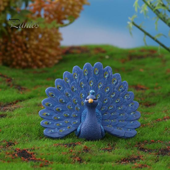 DIY Little House Peacock Ornament Decorative Realistic Hand-crafted Photo Props Display Mold Resin Garden Micro Landscape Home Decor Miniature Statue