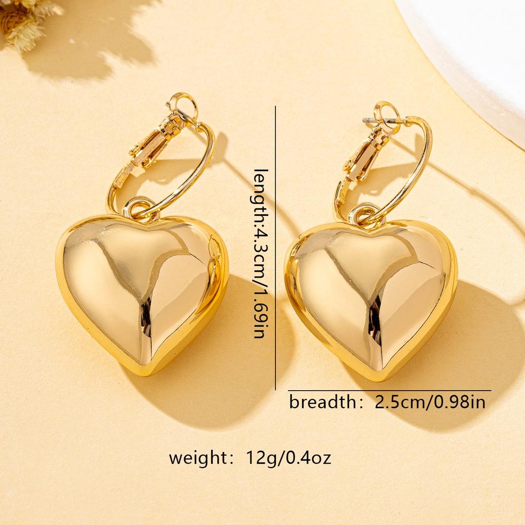 A Pair of Women's Fashionable Dangle Earrings, Smooth Heart-Shaped Ccb Pendant Earrings, Simple and Unique Hip-Hop Earrings, Suitable for Daily 