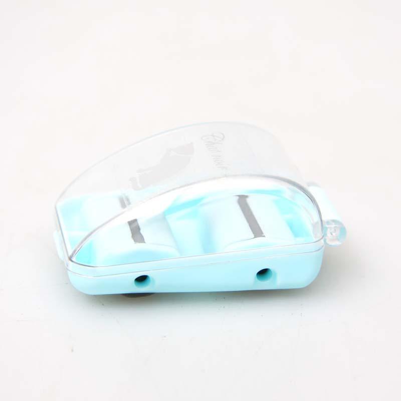 

1 шт. Милый ластик Ручная настольная подметальная машина Мини-коллекторы крошек ластика Портативный настольный пылесос Студенты Гиф синий