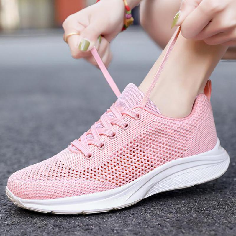 Modische Damen Atmungsaktive Mesh Sneaker Sommer Freizeitschuhe Leichte Walking Schuhe Slip On Weiche Sohle Bequeme Damen Tennisschuhe