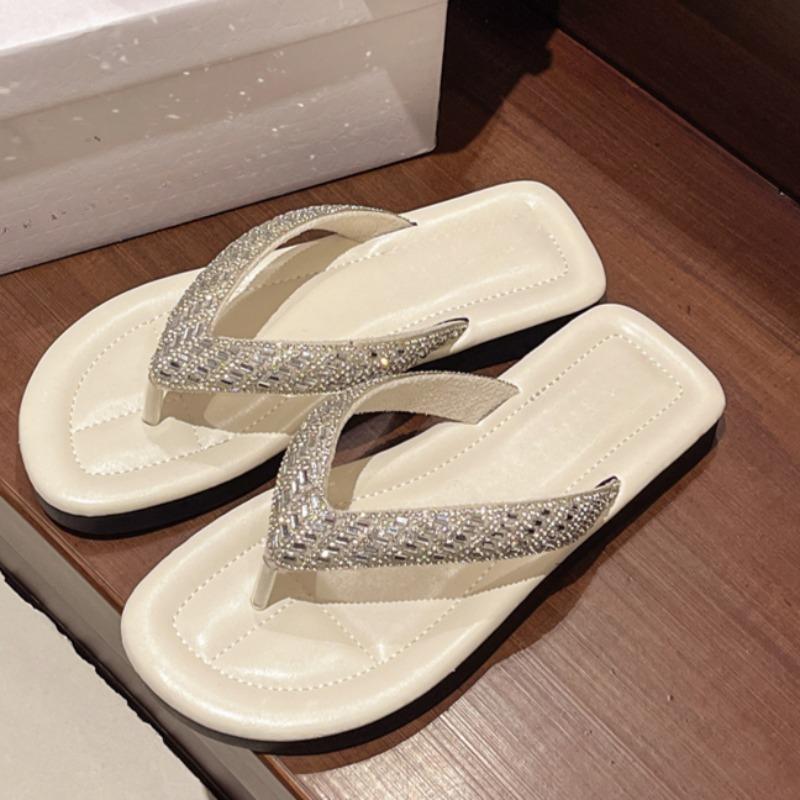 Fashion Summer New Slippers Women Fashion Clip Toe Crystal with Soft Sole Anti-slip Wear-resistant Lightweight Flat Flip Flops