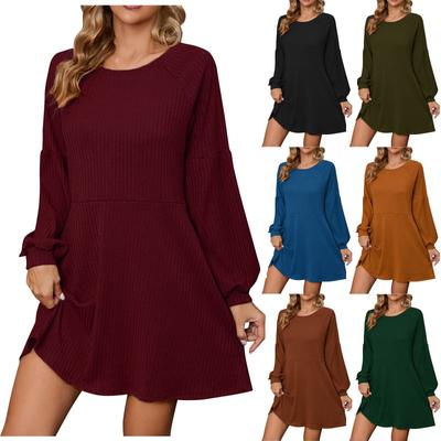 Einfarbiges, langärmliges Strickkleid mit Rundhalsausschnitt und Taschen für Damen